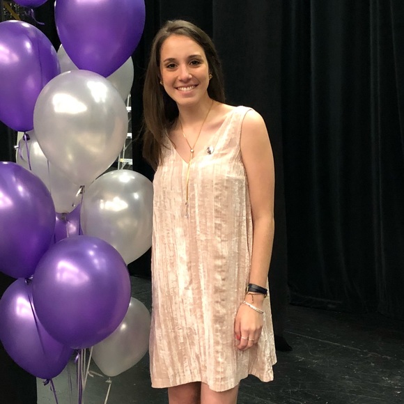 Meet your Posher, Jaclyn - Picture 1 of 1